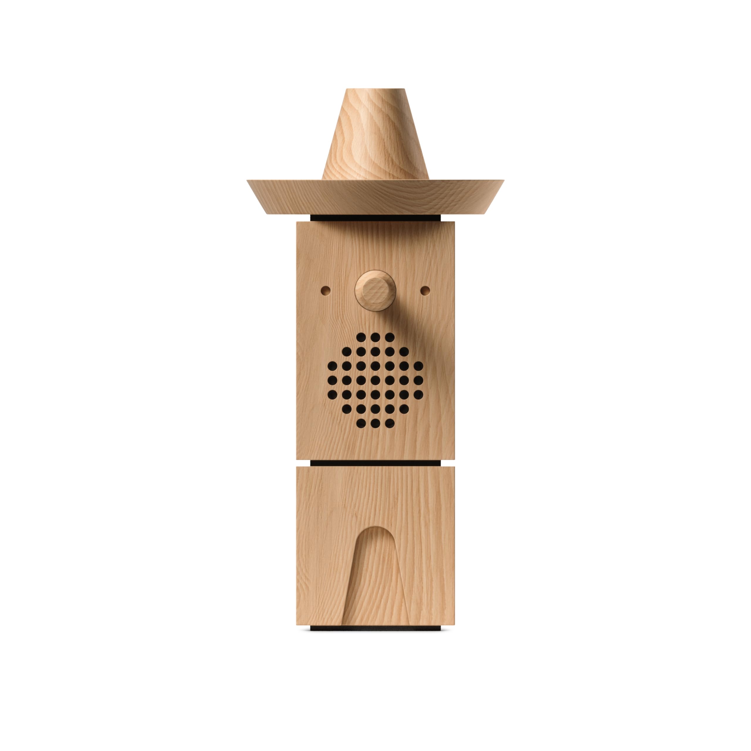 teenage-engineering-ch-8-carlo-chorsingende-holzpuppe-mit-lautsprecher image 1