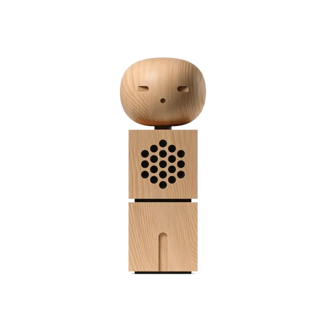 teenage-engineering-ch-8-miki-chorsingende-holzpuppe-mit-lautsprecher image 1