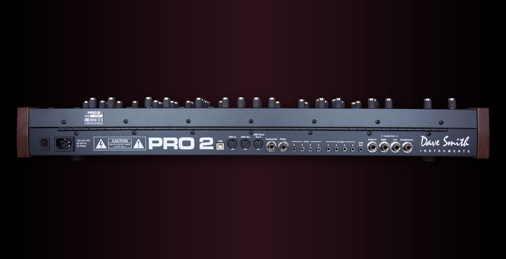 sequential-pro-2-4-stimmiger-paraphoner-analog-synthesizer-mit-keyboard image 5