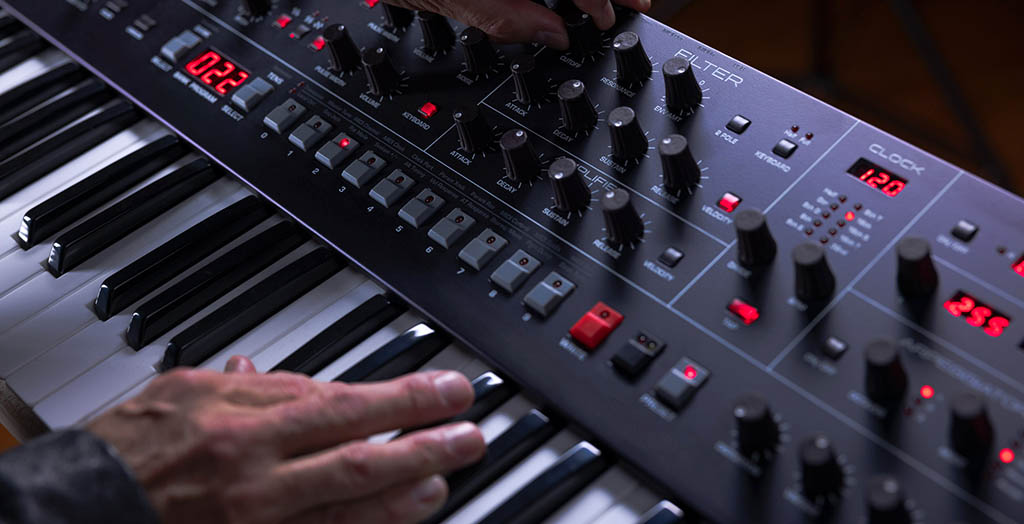 sequential-trigon-6-6-stimmiger-polyphoner-analog-synthesizer image 6