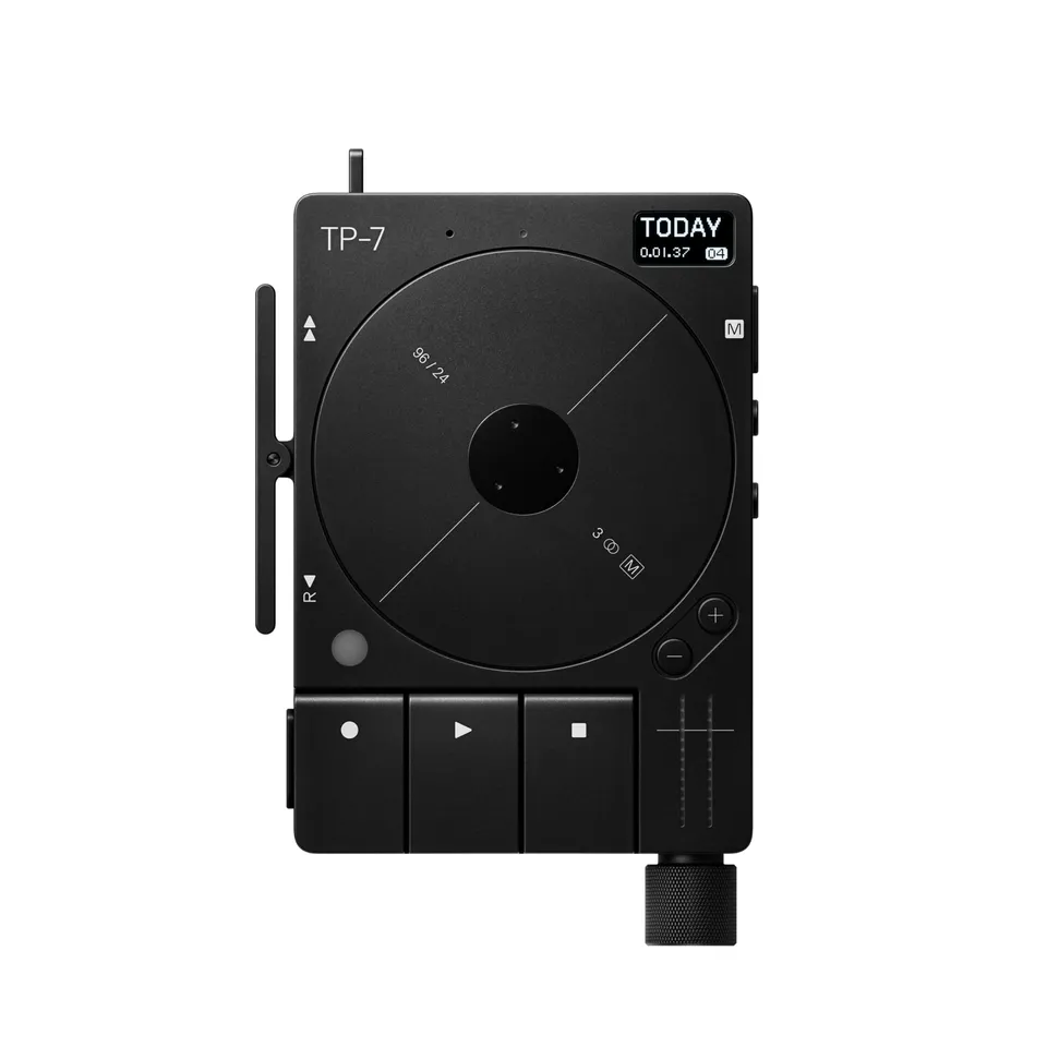 teenage-engineering-tp-7-portabler-audio-recorder-black-128-gb-usb-c-bluetooth image 1