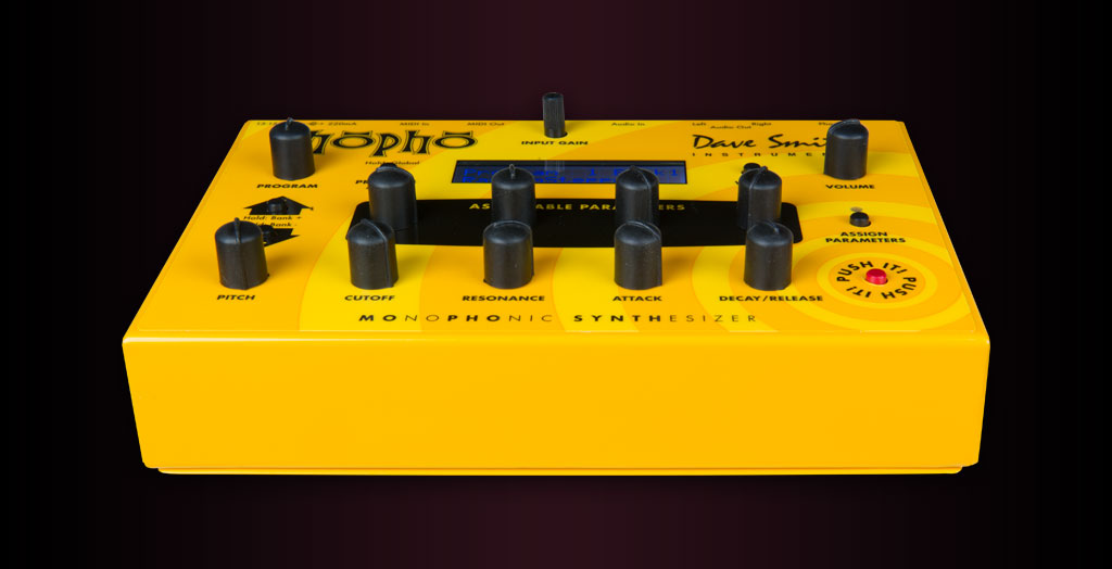 sequential-mopho-monophoner-analog-synthesizer-desktop image 2