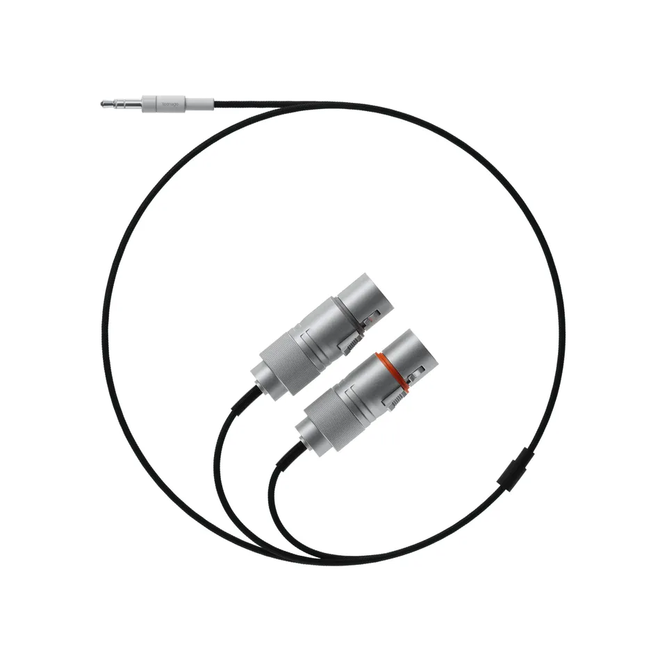 teenage-engineering-field-audio-cable-3-5-mm-auf-2-x-xlr-female image 1